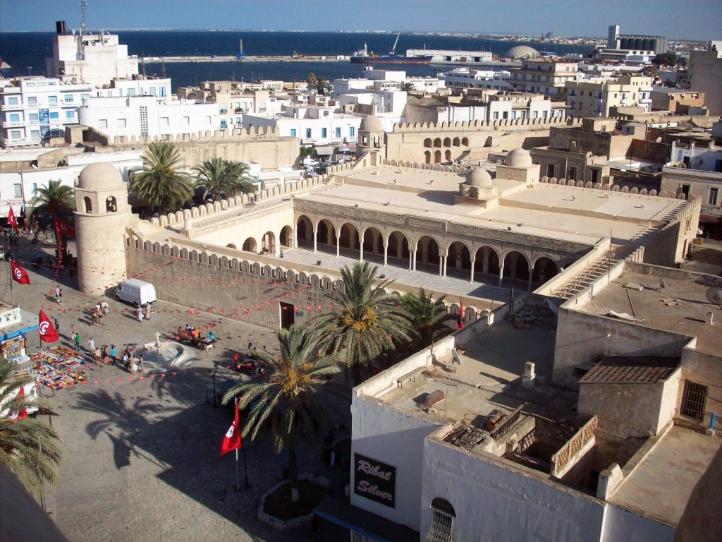 Vue sur la ville de Sousse depuis la vigie du ribat (Sahel, Tunisie).
