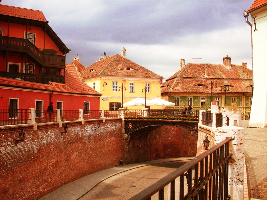 Le pont des mensonges de Sibiu (Transylvanie).